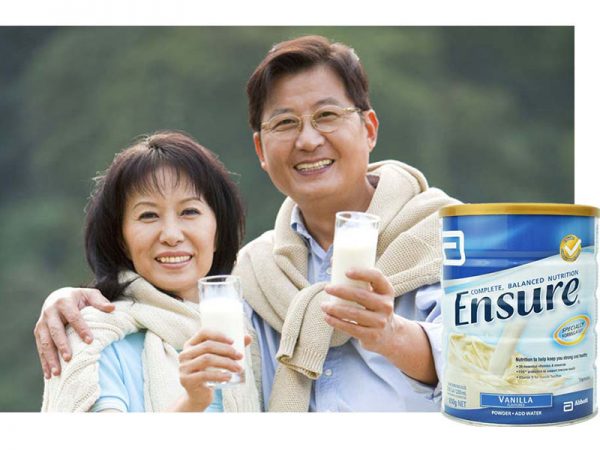 2 cốc sữa Ensure Úc Vị Vani 850g mỗi ngày  khoẻ mạnh .
